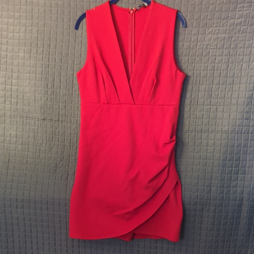 NWT.   Lulus Size Large Sexy Red Valentines Dress